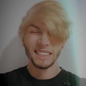 Meet your Posher, Dakota